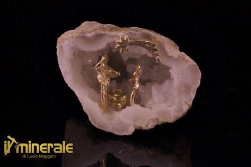 OG728-1_oggetti_lavorati_minerali_collezione_arredamento_geodi_agata_quarzo_presepe