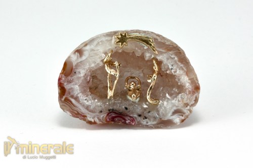 OG730-2_oggetti_lavorati_minerali_collezione_arredamento_geodi_agata_quarzo_presepe