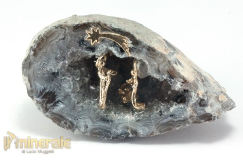 OG742-2_oggetti_lavorati_minerali_collezione_arredamento_geodi_agata_quarzo_presepe