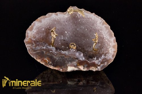OG749-1_oggetti_lavorati_minerali_collezione_arredamento_geodi_agata_quarzo_presepe