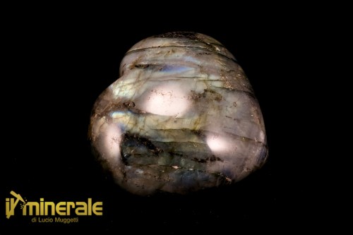 OG757-1_minerali_collezione_oggetti_lavorati_sfera_cuore_labradorite_madagascar