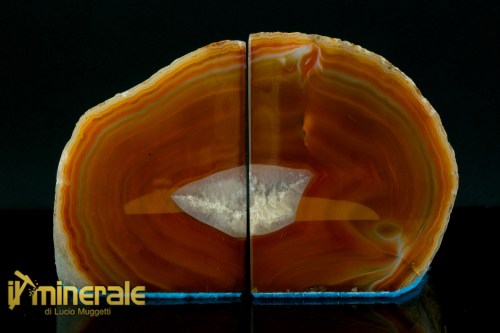 OG759-1_pietre_dure_minerali_oggetti_lavorati_arredamento_agata_corniola_quarzo