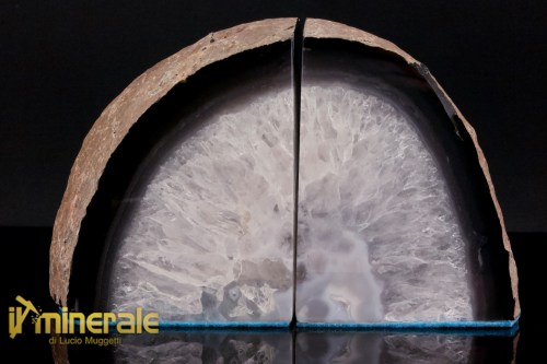 OG763-1_pietre_dure_minerali_oggetti_lavorati_arredamento_agata_quarzo