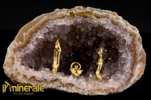 OG765-1_pietre_dure_minerali_oggetti_lavorati_arredamento_agata_quarzo_presepio