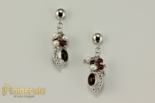 OR070pExNs1965-2_gioielli_argento_orecchini_pendenti_pietre_dure_granato_perle_coltivate
