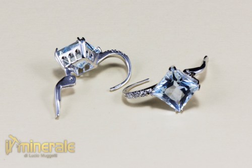 OR1-20Oxy59500-4_gioielli_oro_pietre_dure_semipreziose_preziose_orecchini_acquamarina_brillanti.logo