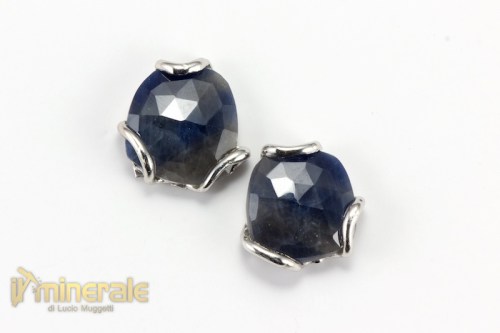 OR1-23Ful4300-2_gioielli_argento_orecchini_pressione_pietre_dure_semipreziose_corindone_zaffiro.logo