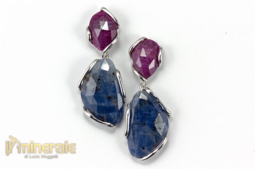 OR1-23Ful9900-2_gioielli_argento_orecchini_pendenti_pietre_dure_semipreziose_corindone_rubino_zaffiro.logo