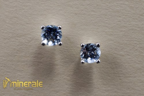 OR11-16Oxy210-2_gioielli_oro_orecchini_pietre_dure_semipreziose_acquamarina.logo