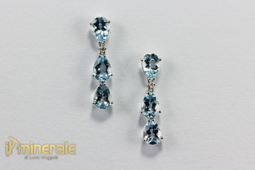 OR11-22Oxy400-2_gioielli_oro_pietre_dure_semipreziose_preziose_orecchini_pendenti_acquamarina.logo