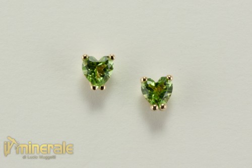 OR11-24Oxy155-2_gioielli_oro_orecchini_pressione_pietre_dure_semipreziose_peridoto_olivina