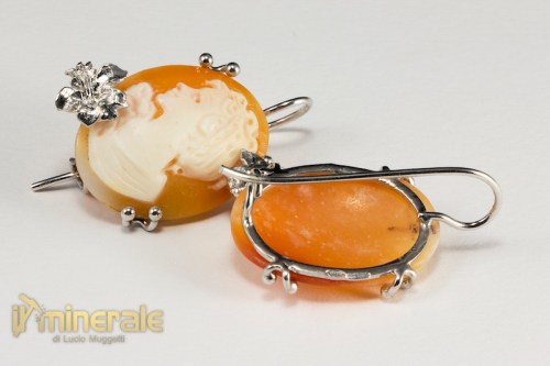 OR12-22Ful5760-3_gioielli_argento_orecchini_pietre_dure_cammeo_conchiglia-640