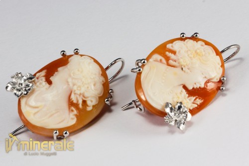 OR12-22Ful6880-2_gioielli_argento_orecchini_pietre_dure_cammeo_conchiglia-640