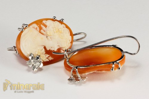 OR12-22Ful6880-3_gioielli_argento_orecchini_pietre_dure_cammeo_conchiglia-640
