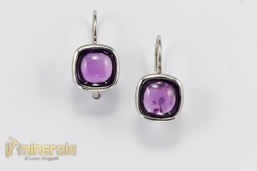 OR5-21Hub2635-2_gioielli_argento_rodio_orecchini_monachella_pietre_dure_ametista_cabochon.logo