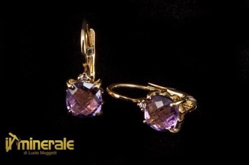 OR6-23Oxy280-1_gioielli_oro_orecchini_monachella_pietre_dure_semipreziose_preziose_ametista_brillanti.logo