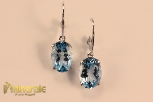 OR9-24Arn5000-2_gioielli_argento_orecchini_pendenti_monachella_pietre_dure_semipreziose_topazio_azzurro