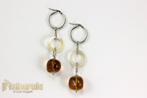 ORC4-24Ns2665-2_gioielli_argento_orecchini_pendenti_corno_pietre_dure_ambra