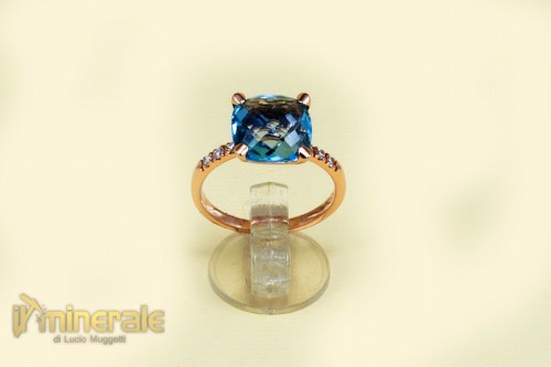 an11-14oxy245_anello_oro_pietre_semipreziose_topazio_azzurro_brillanti.logo